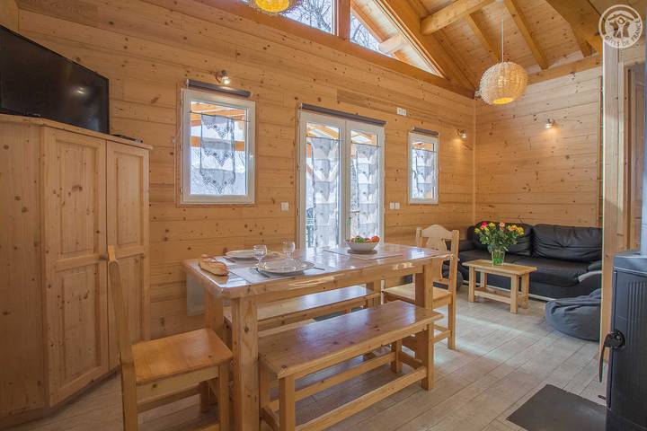 Gîte pour 6 personnes, avec piscine et jardin à La Côte-d'Aime - 2