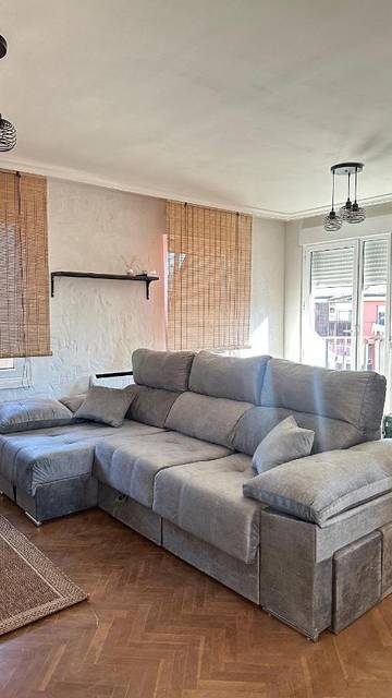Gîte pour 5 personnes, avec terrasse et vue, animaux acceptés à Mansilla de las Mulas