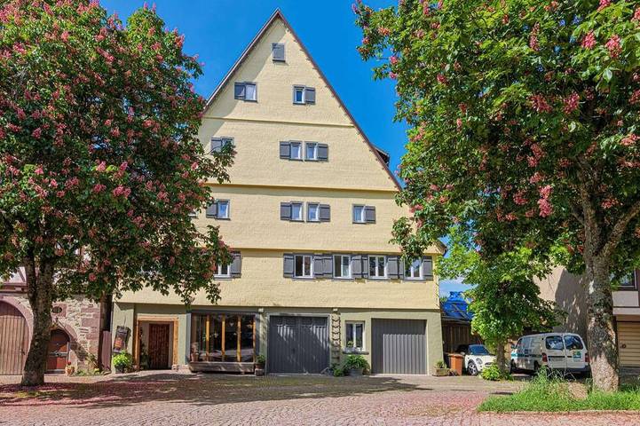 Ferienhaus für 24 Personen, mit Balkon und Garten sowie Sauna in Dornstetten