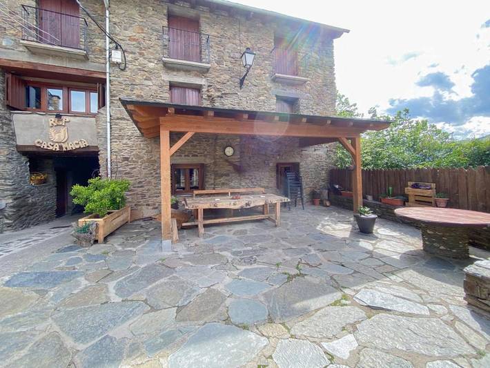 Casa de vacaciones para 15 personas, con balcón y vistas - 1