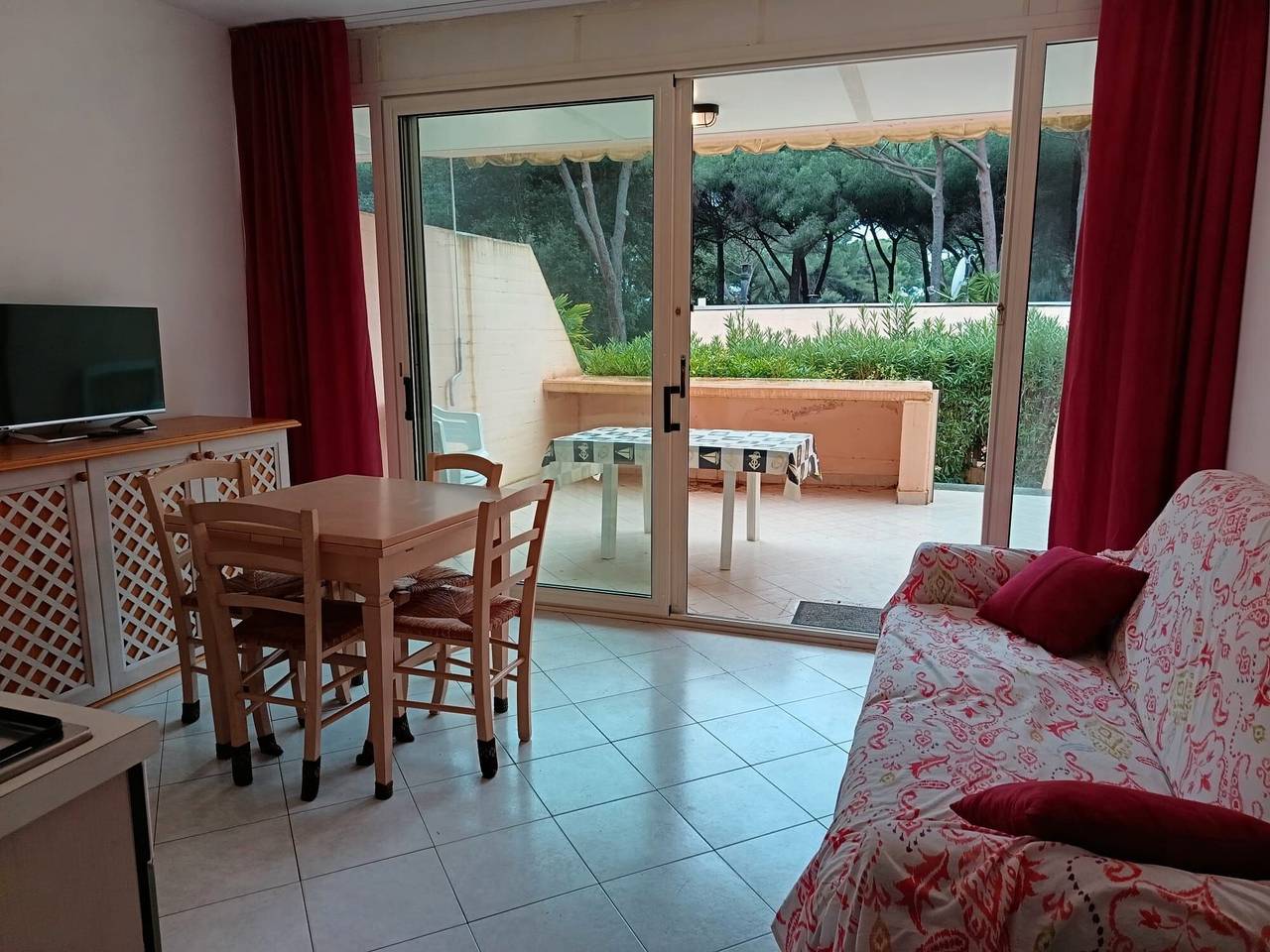 Apartamento entero, Apartamento 'Rex Lo Scoglietto - Bilocale 15' con Piscina Comunitaria, Wi-Fi y Aire Acondicionado in Castiglione della Pescaia, Provincia de Grosseto
