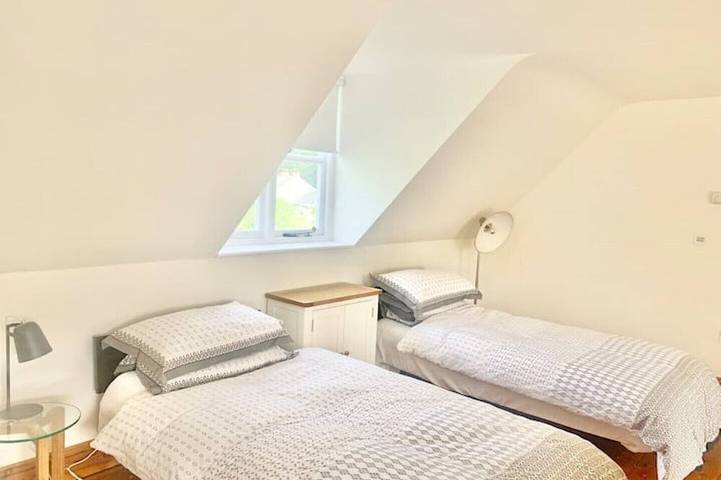 Gîte pour 3 personnes, avec jardin dans Ely - 3