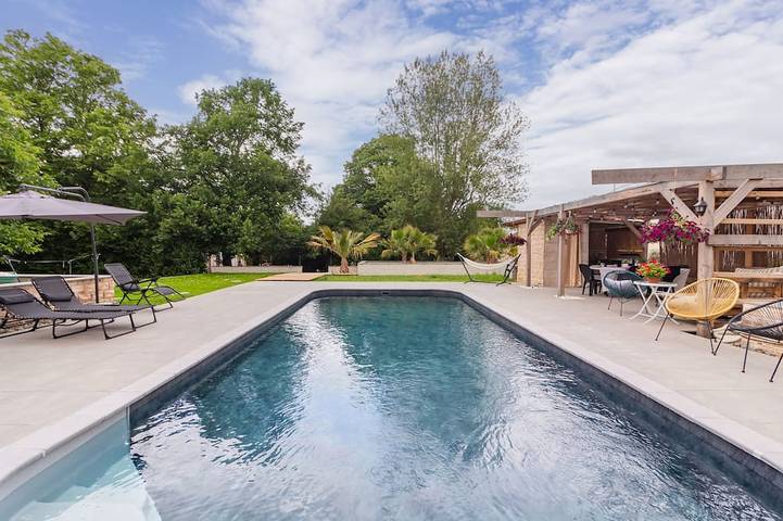 Location de vacances pour 12 personnes, avec Balcon et Jardin à Lézat-sur-Lèze