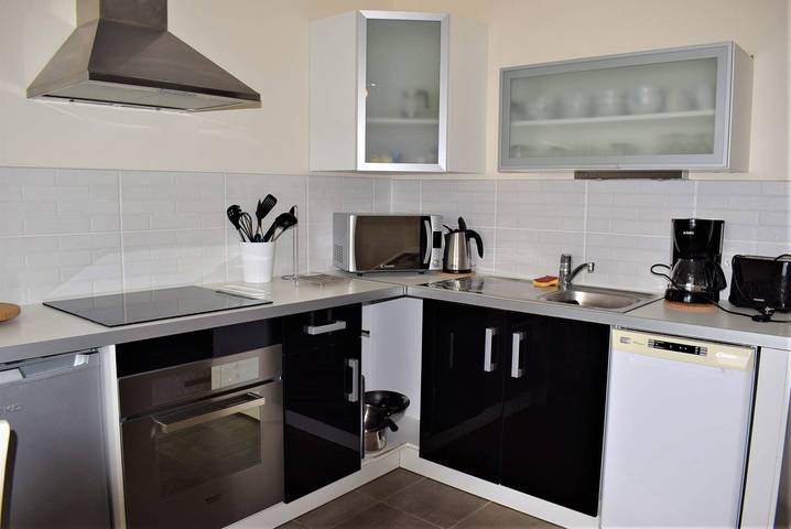 Appartement entier, Appartement 2 chambres Vue Sur Mer avec balcon à Tregastel in Trégastel, Côte de Granit Rose