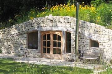 Gîte pour 5 personnes, avec jardin ainsi que sauna et terrasse à L'Isle-Bouzon