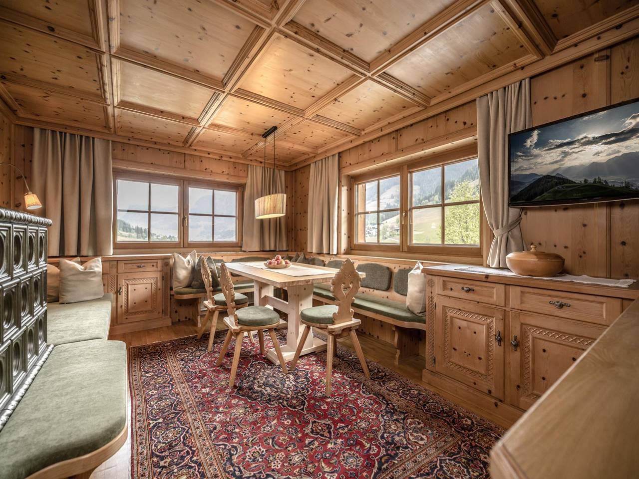 Chalet met panoramische ligging, skilift op 450m in Inneralpbach, Alpbach