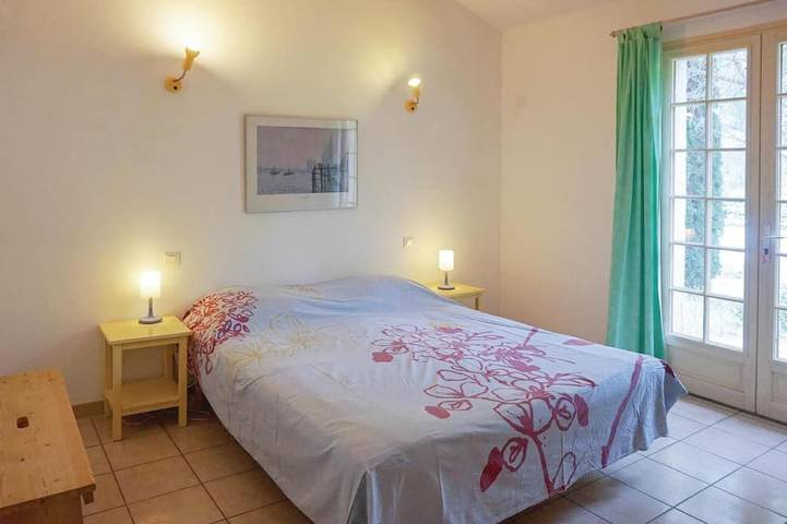 Location de vacances pour 7 personnes, avec jardin à Saint-Pons-de-Mauchiens - 2