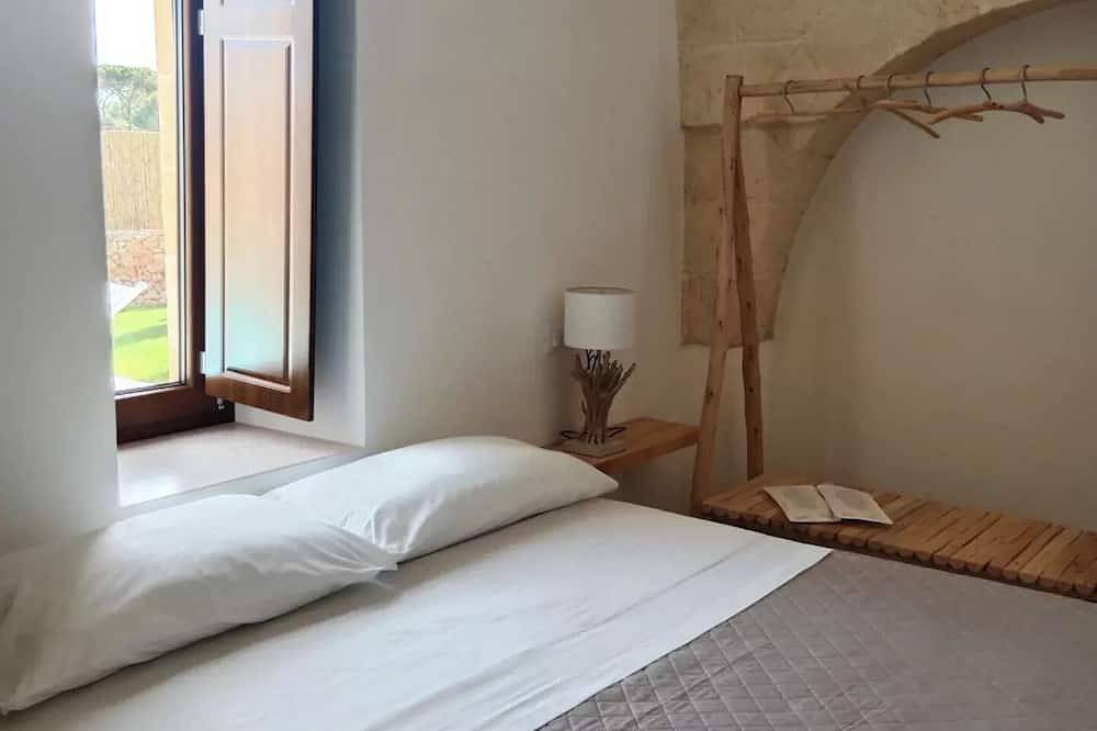 B&B \"Il Casalino\" 70sqm villa with pool located in llama (ta) in La Lama (Taranto), Taranto