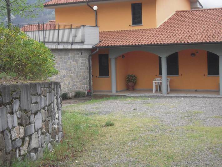 Bed and breakfast per 3 persone, con terrazza e panorama nonché giardino e piscina - 1