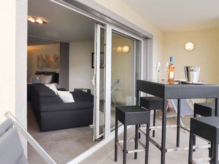 Ferienwohnung für 3 Personen, mit Balkon und Ausblick im Wallis