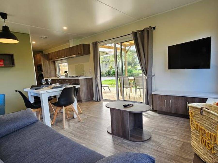 Camping Domaine de Kervallon - Mobilhome 4 personas - Casa Dulce 40m² (2 dormitorios - 1 baño - Aire acondicionado) terraza semicubierta 27m² Nuevo para 2024 in Caro (desambiguación), Región de Vannes