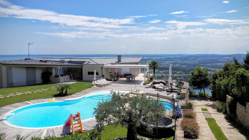 Villa für 10 Personen, mit Garten und Terrasse sowie Pool in Salò - 2