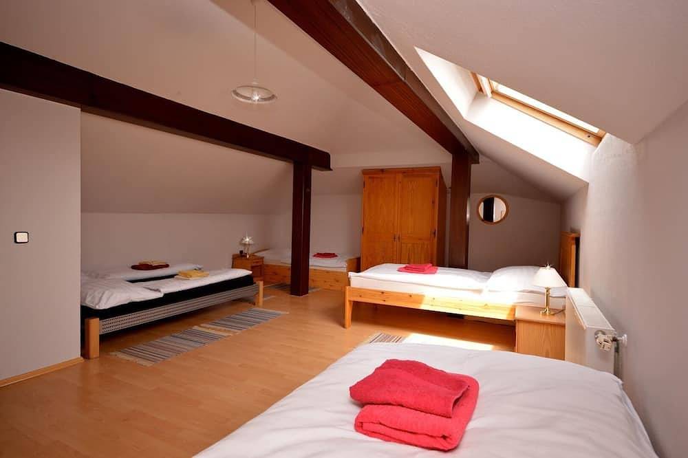 Ferienhaus mit privatem Pool und wunderbarer Aussicht in Salzkammergut-Berge, Bezirk Gmunden