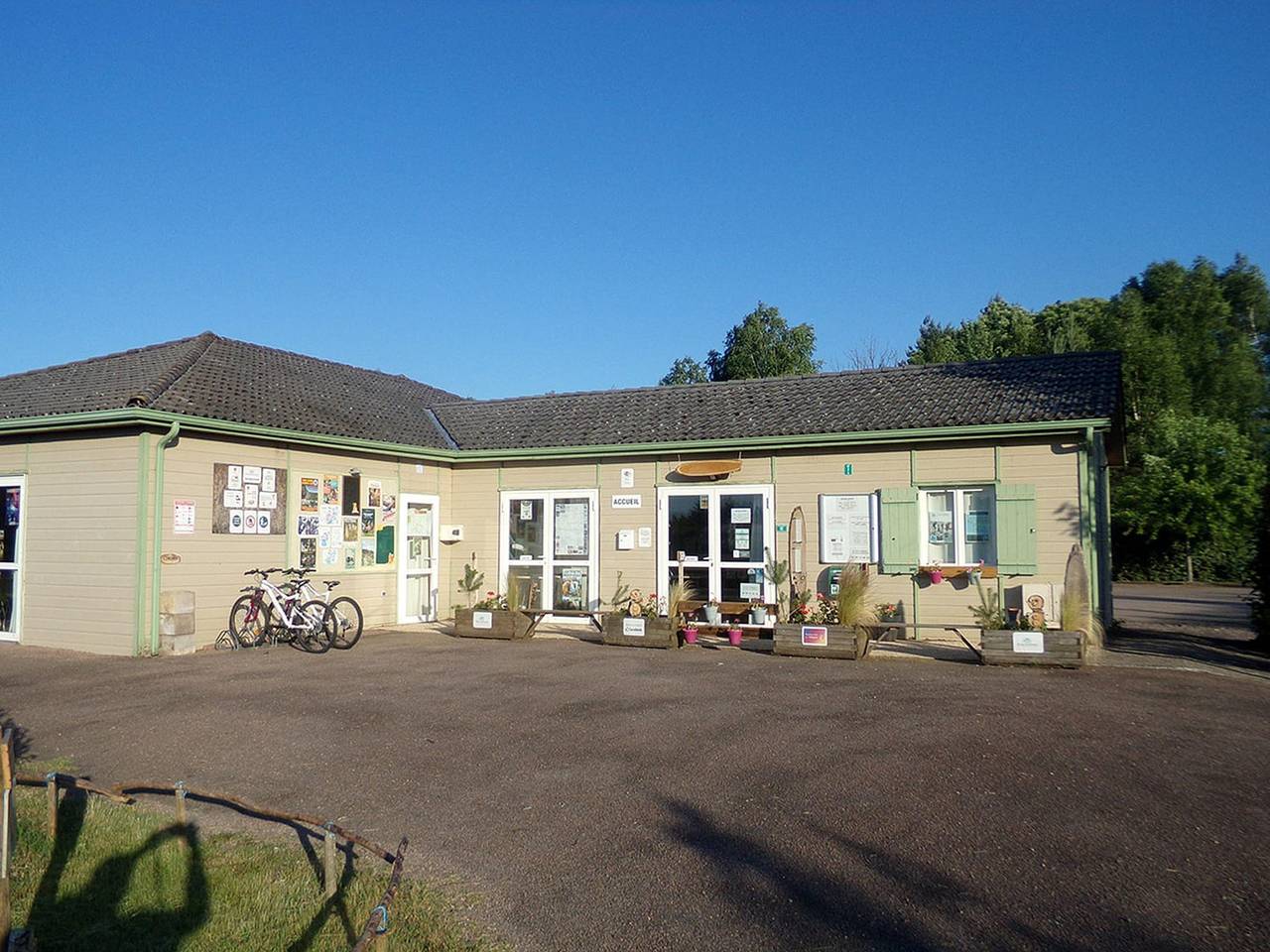 Cottage famille Corrèze, piscine in Beynat, Région de Brive-la-Gaillarde