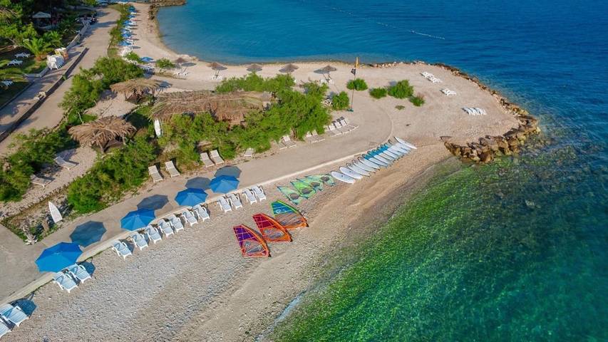 Bungalow für 3 Personen, mit Terrasse und Sauna sowie Kinderpool und Pool auf Brac - 3
