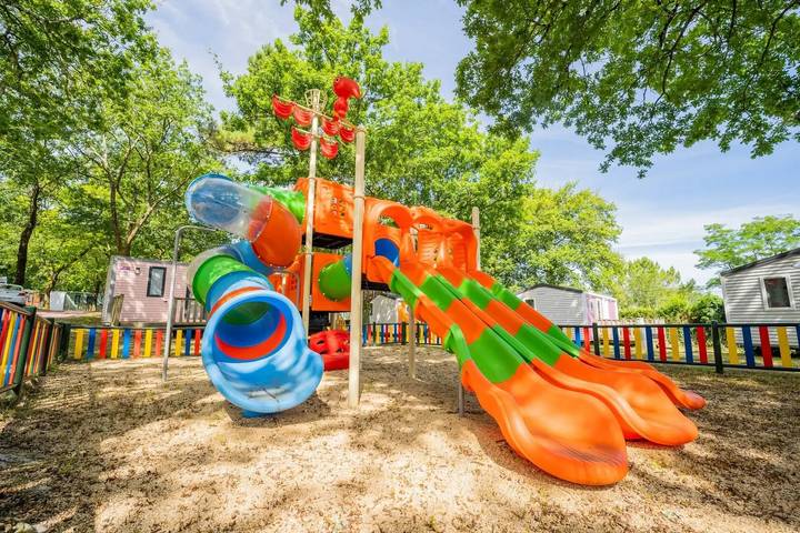 Location de vacances pour 4 personnes, avec bassin pour enfant à Saint-Augustin