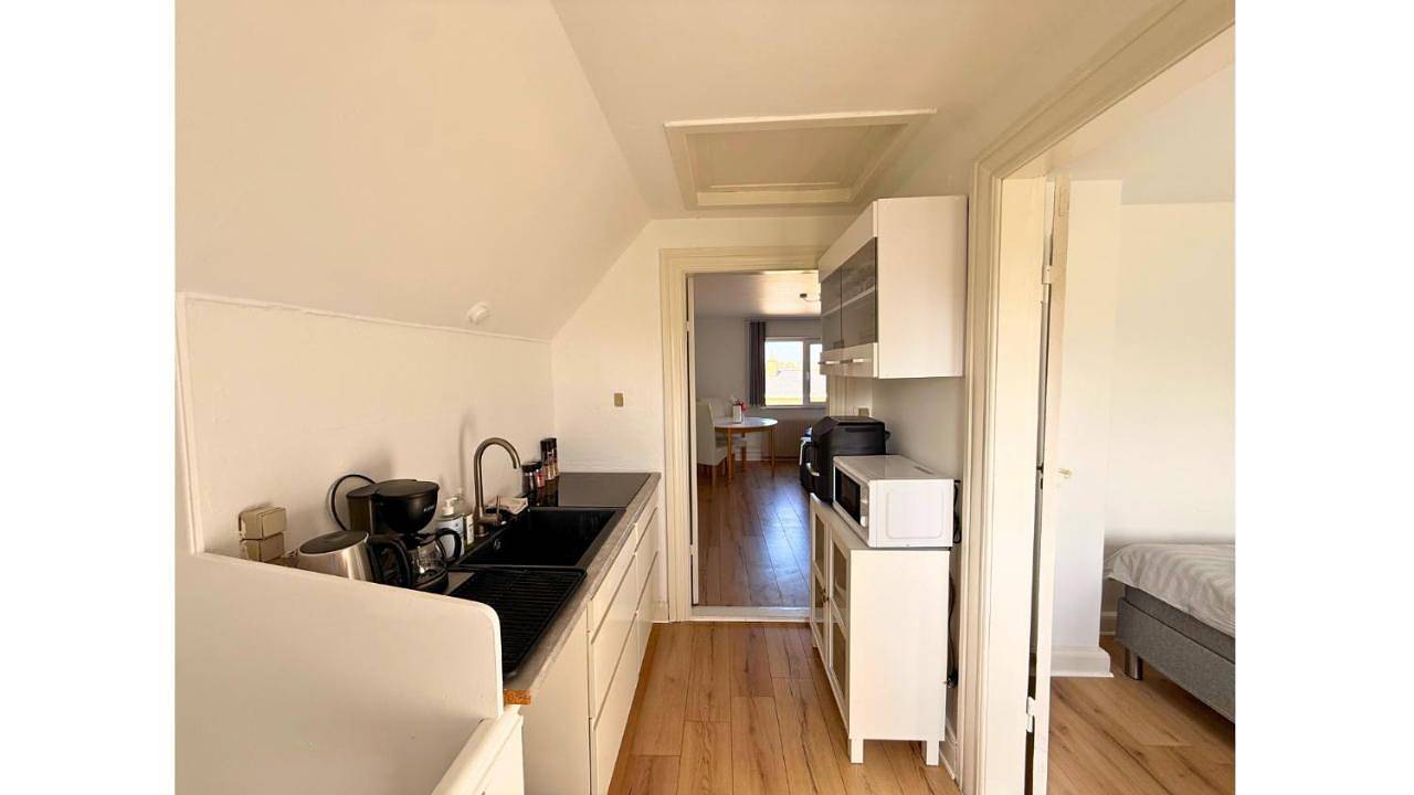 Appartement entier, Budget Apartment with Stairs near Femern & Puttgarden in Holeby, Mer Baltique suédoise