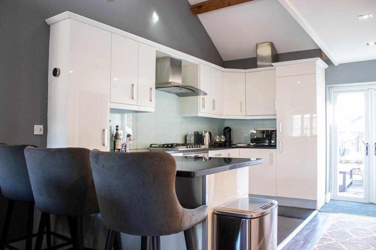 Entire apartment, Two-Bedroom Apartment in Warrington, Cheshire