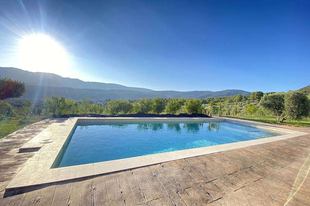 Casa Rural para 2 Personas en El Almicerán, Cazorla