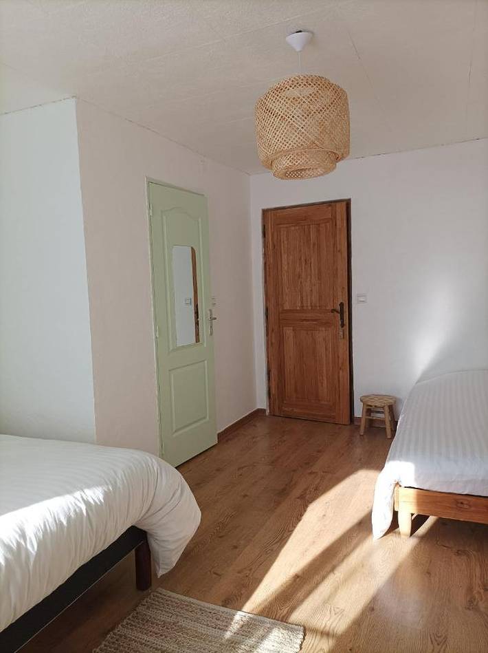 Chambre d’hôte pour 4 personnes, avec piscine ainsi que jardin et vue à Solliès-Toucas - 4