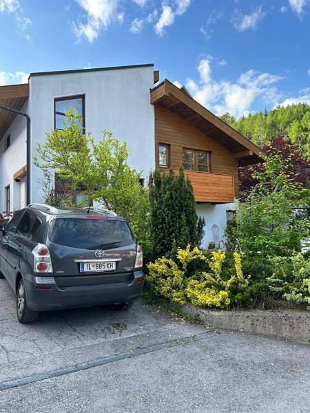 Appartement de vacances entier, Doppelzimmer mit eigenem Bad in Alpes de Stubai, Mieders