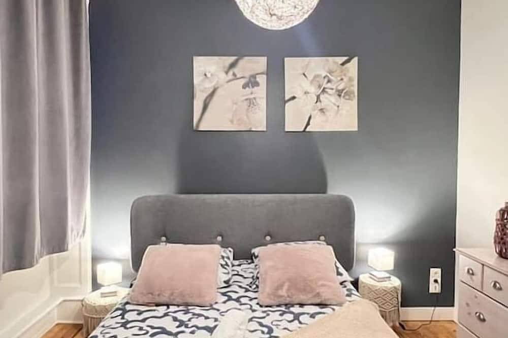 Appartement entier, Appartement Cosy en  Centre Ville avec Terrasse privée in Clermont-Ferrand, Parc naturel régional des Volcans d'Auvergne