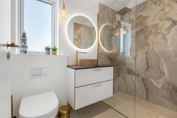 Nordsøvej 121 in Søndervig – Exklusives Luxus-Poolhaus der absoluten Spitzenklasse | Platz für 14 Personen in Søndervig, Holmsland Klit