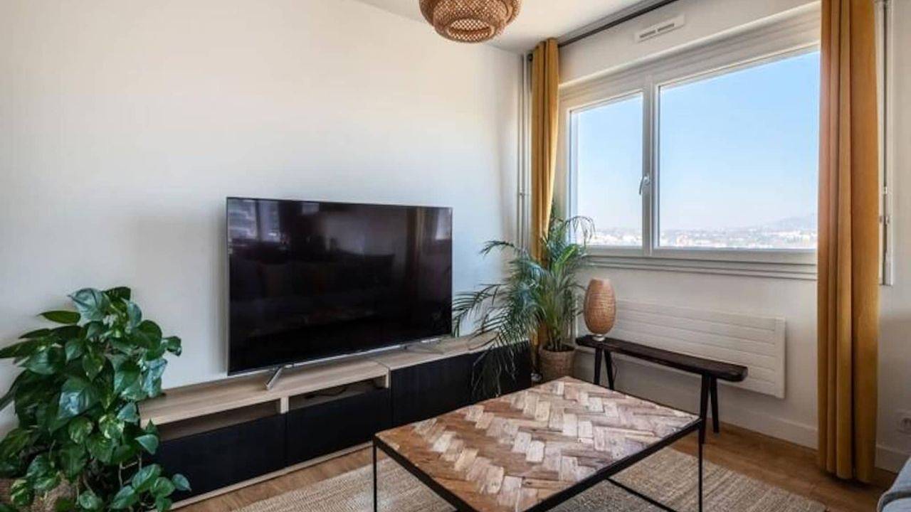 Ganze Ferienwohnung, Ferienwohnung für 4 Personen (73 m²) in Tassin-la-Demi-Lune in Tassin-la-Demi-Lune, Rhône