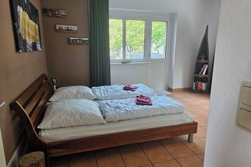 Gîte pour 4 personnes, avec terrasse, animaux acceptés à Cologne