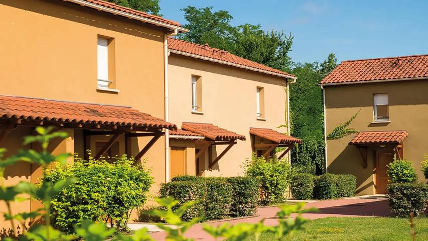 Vakantiewoning voor 7 personen, with zwembad and sauna as well as tuin in Bergerac
