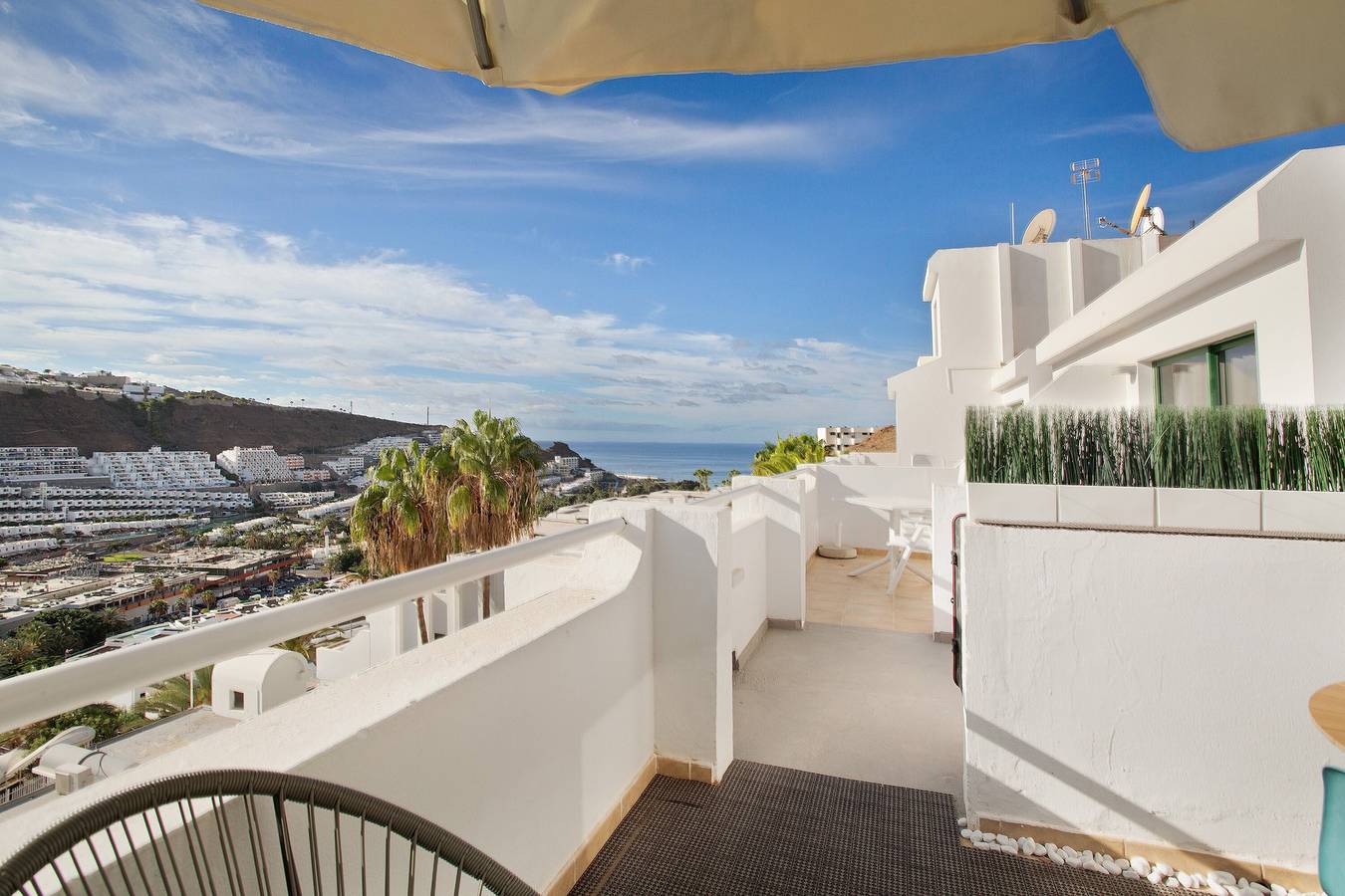 Ferienhaus 'Zen House' mit Meerblick, Gemeinschaftspool & Wlan in Puerto Rico (Gran Canaria), Gran Canaria Süd