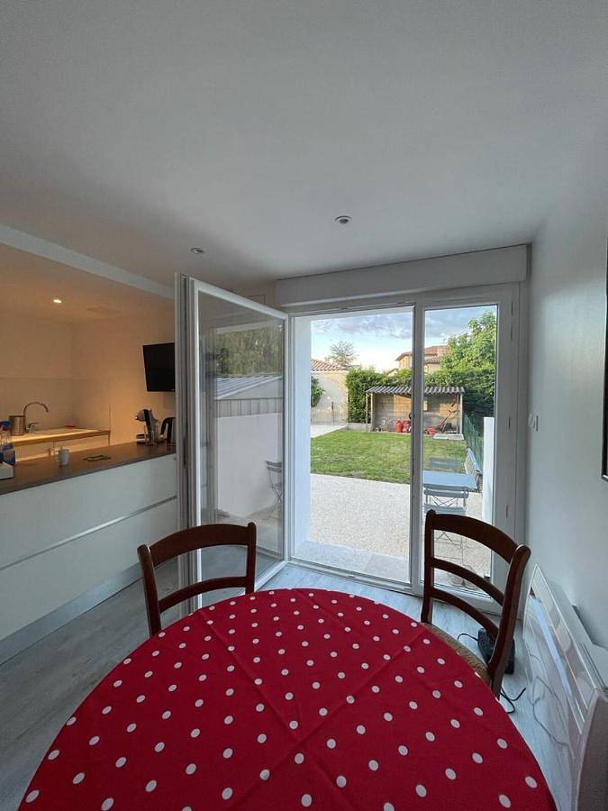 Gîte pour 2 personnes, avec jardin et terrasse à Trélissac - 4