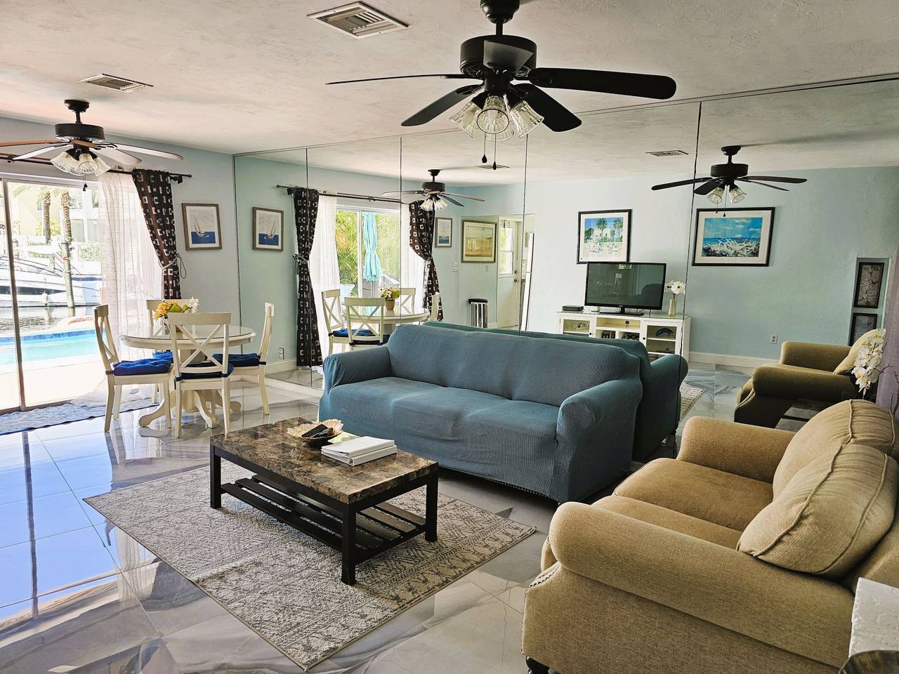 Gemütliches Duplex mit Blick auf das Wasser, in der Nähe des Strandes in Lauderdale-by-the-Sea, Broward County