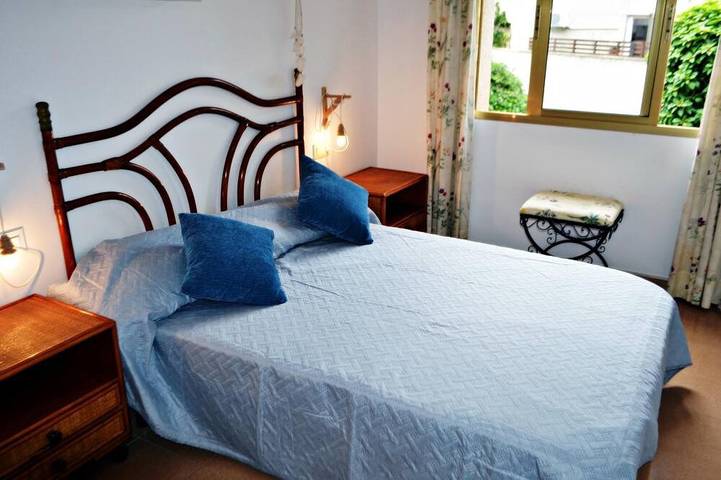 Ganze Wohnung, Athena. Gemütliche Wohnung für Familien. 60m vom Strand. Kostenloses WLAN in Pineda de Mar, Maresme