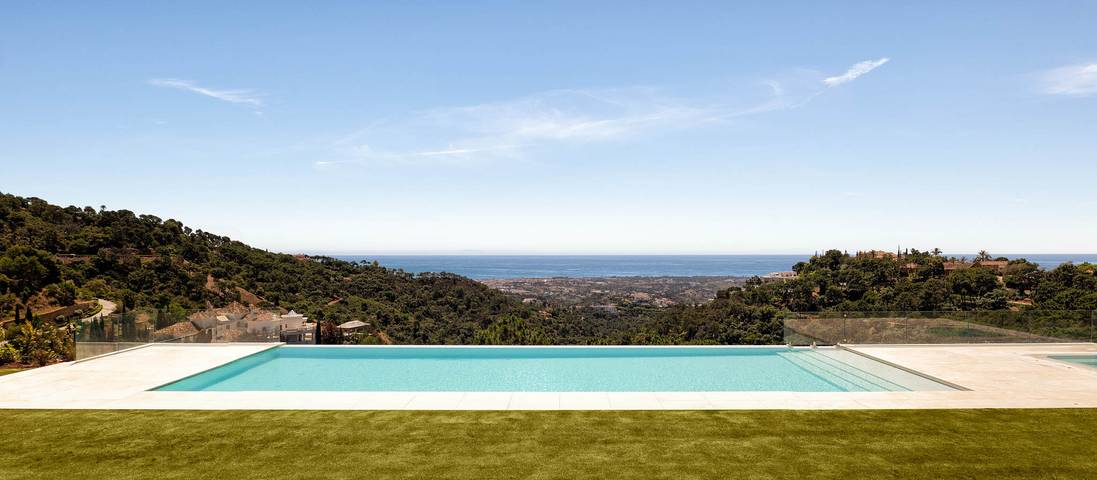 Villa für 12 Personen mit Whirlpool in Val de Guadalmina, Benahavís