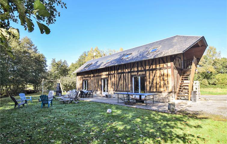 Location de vacances pour 12 personnes, avec Terrasse et Jardin à Bonneville-la-Louvet