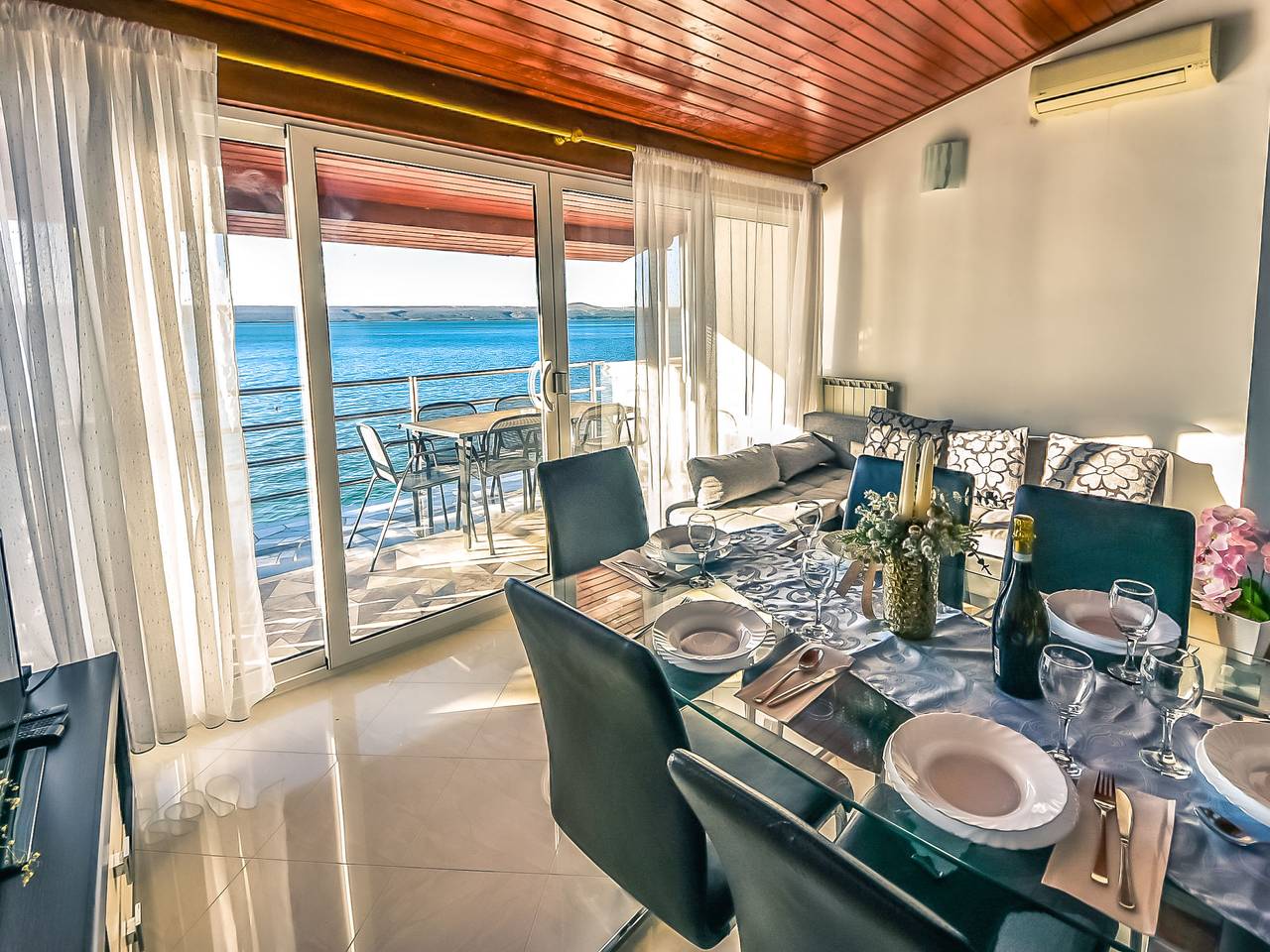 Entire apartment, Škroćo in Maslenica, Zadar