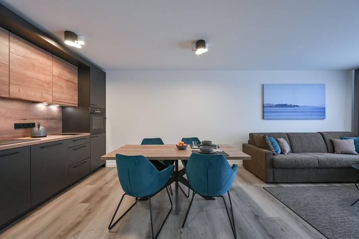 Ganze Wohnung, Ferienappartementhaus Stock - Ferienwohnung Nr. 5 in Friedrichshafen, Region Bodensee-Oberschwaben