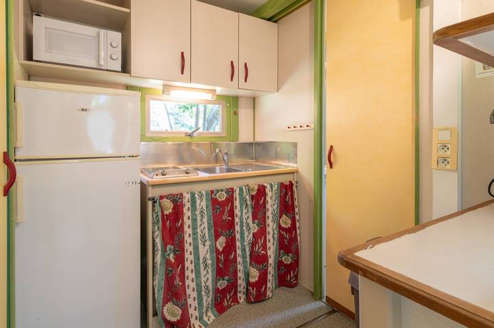 Ganze Wohnung, Apartment 'Rico Plage' für 4 Personen mit privater Terrasse, Wlan und Klimaanlage in Talasani, Corte und Umgebung