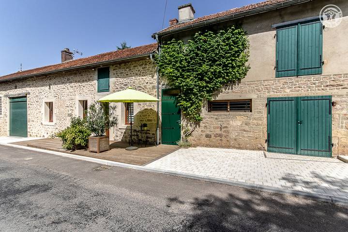 Gîte pour 3 personnes, avec Terrasse et Jardin