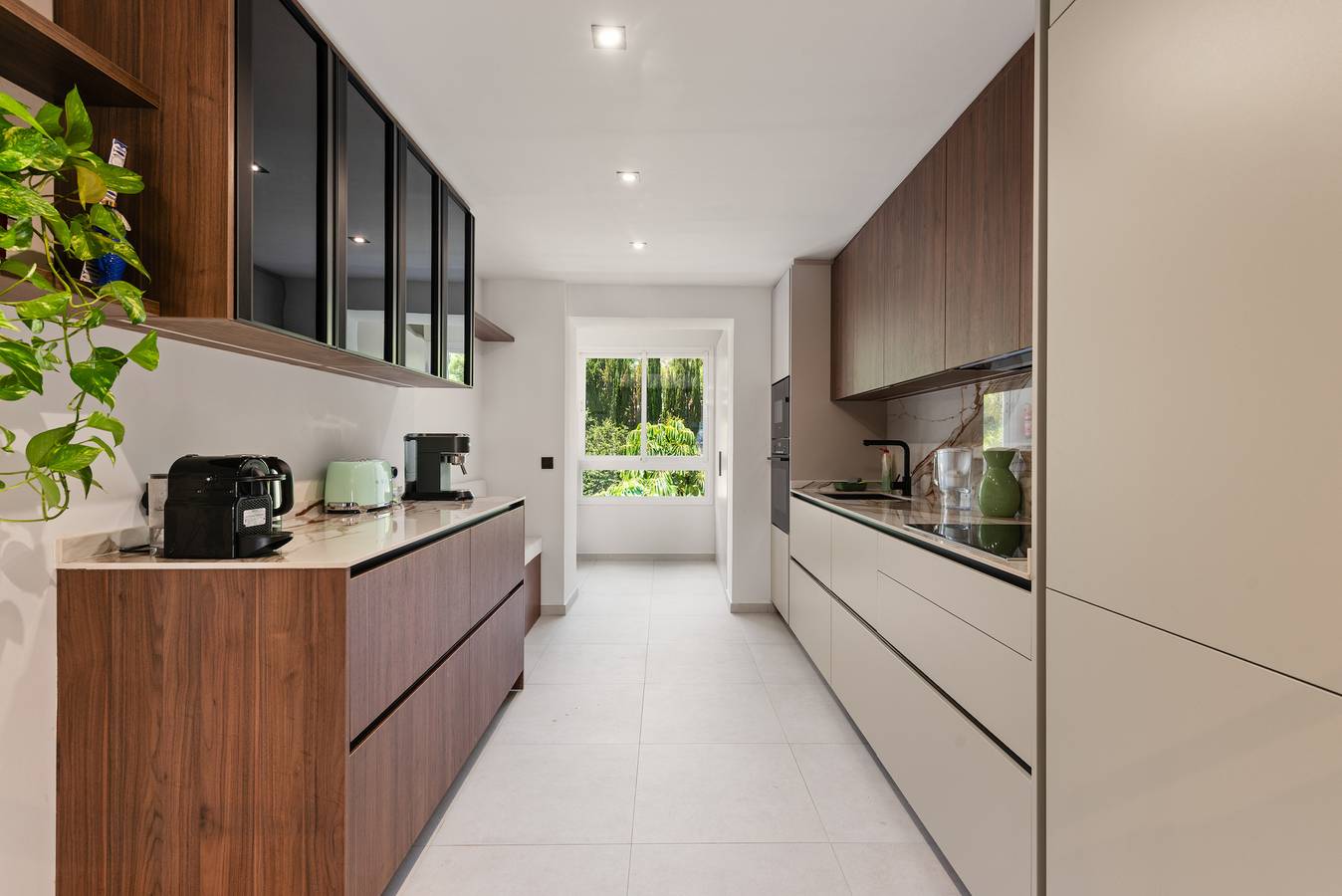 Apartamento entero, Apartamento 'La Quinta Golf' con vistas al mar, Wi-Fi y aire acondicionado in El Castillo de la Heredia, Benahavís