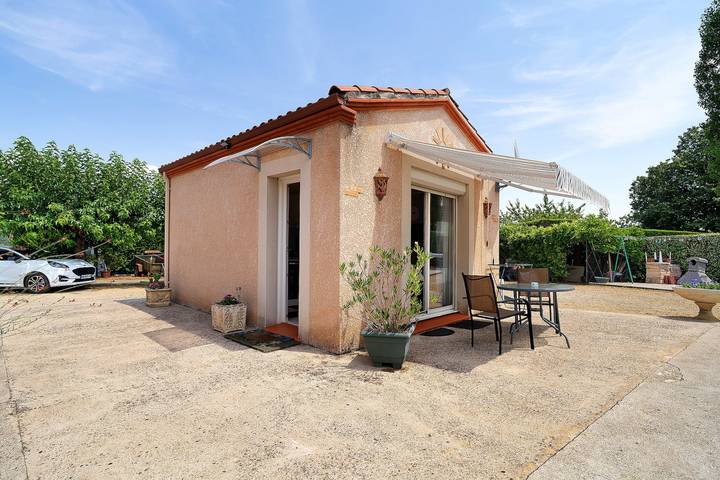 Ganzes Studio, Studio mit Gemeinschaftspool, Wlan und Klimaanlage in Montayral, Quercy