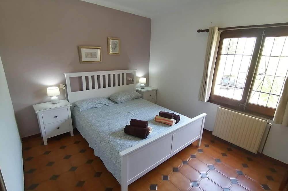Grande Villa avec Piscine/Wifi/Parking - Villa Clemente, Villa with Big Swimming Pool next to the Fo... in L'Escala, Haut-Ampurdan
