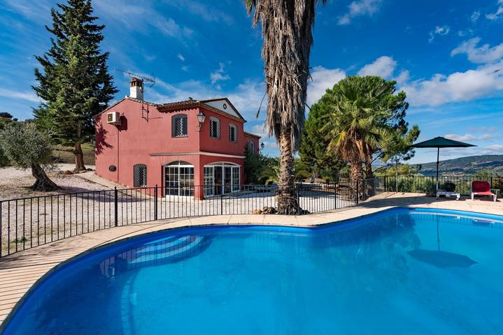 Villa mediterránea "Palladio" en Ronda con vistas a la montaña, aire acondicionado y piscina in Ronda, Provincia de Málaga