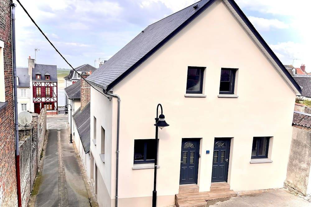Louise's Cottage, downtown Saint Valery sur Somme in Saint-Valery-sur-Somme, Región de Abbeville