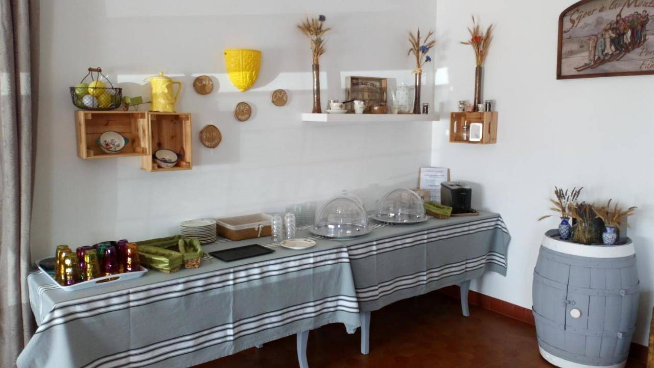 Double Room in Lamarque-Pontacq, Hautes-Pyrénées