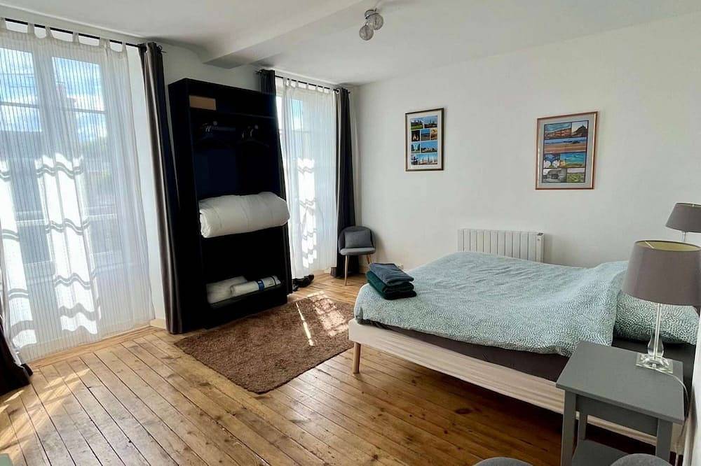 Entire apartment, Lovely Normandy - Apartment in downtown Bayeux in Bayeux, Bayeux region