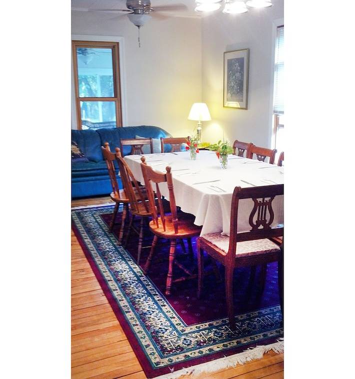 Vacation rental for 8 people, with terrace and yard in Charlevoix
