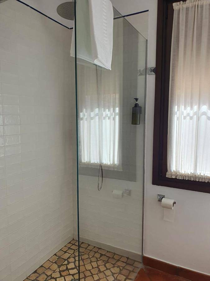 Casa de vacaciones para 6 personas, con piscina además de vistas y jardín en Provincia de Badajoz - 3