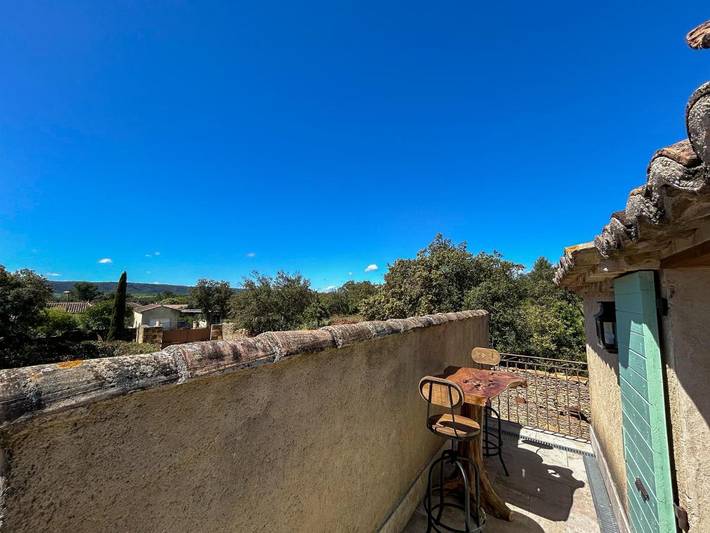 Location de vacances pour 2 personnes, avec piscine ainsi que jacuzzi et jardin à Castillon-du-Gard - 2